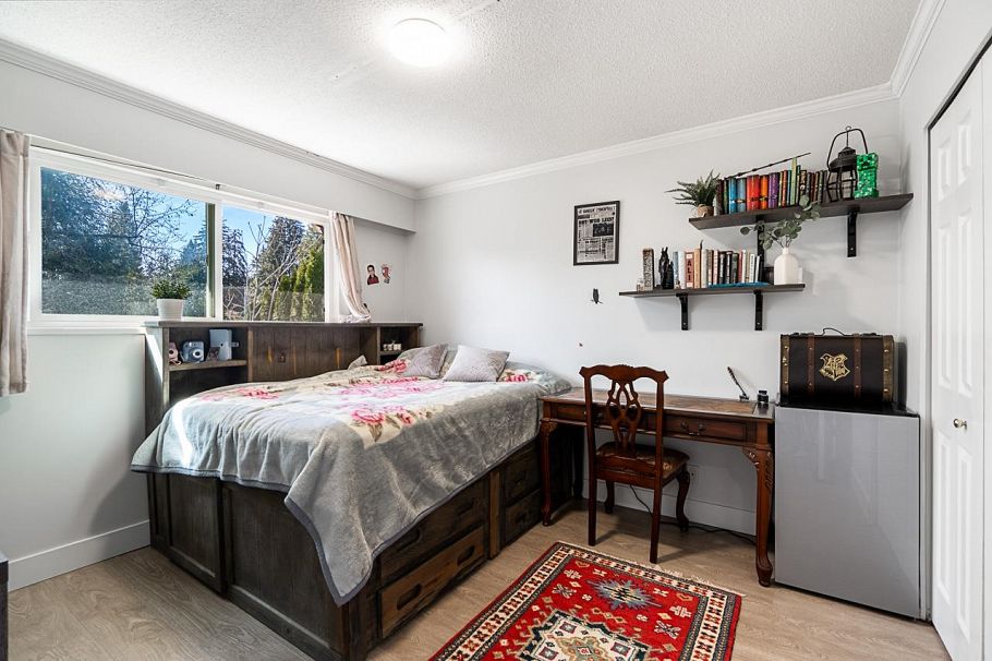 2333 Kirkstone Road North Vancouver, BC - 21