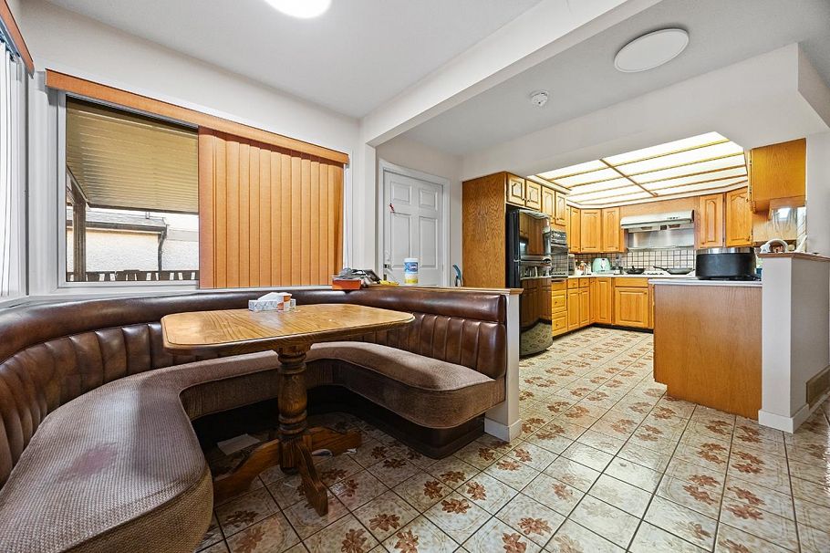 3848 W 38th Avenue Vancouver, BC - 16