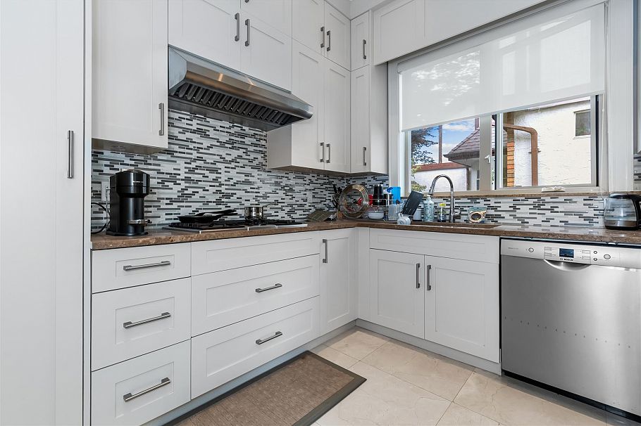 5578 Elizabeth Street Vancouver, BC - 6