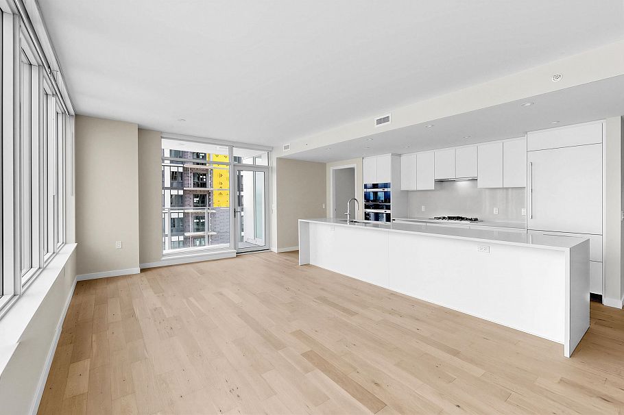 803 485 W 42nd Avenue Vancouver, BC - 11