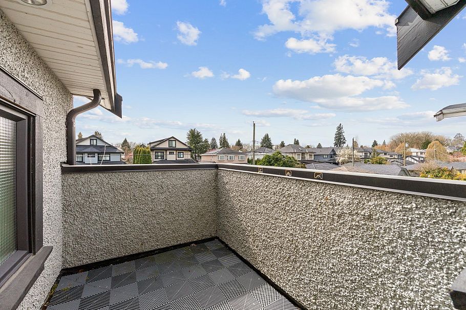 3042 W 33rd Avenue Vancouver, BC - 19