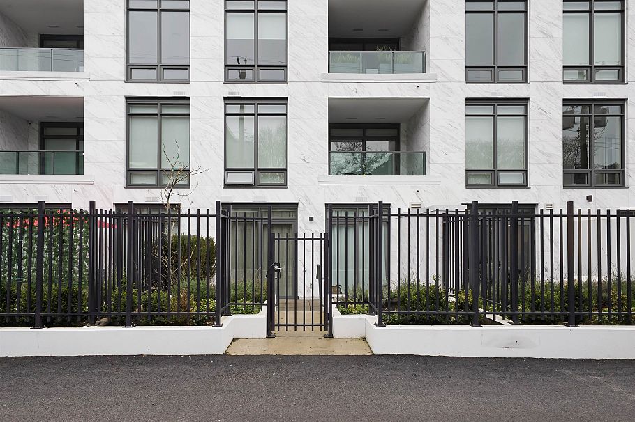 102 3668 W 10th Avenue Vancouver, BC - 3