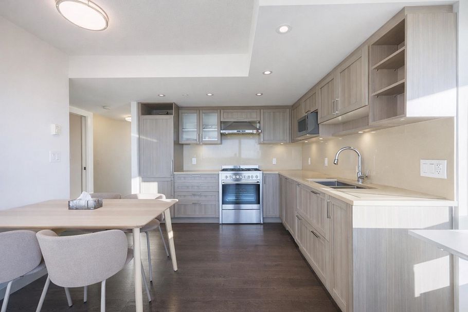 1502 5470 Ormidale Street Vancouver, BC - 9