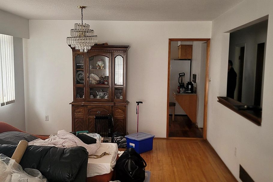 549 Renfrew Street Vancouver, BC - 2