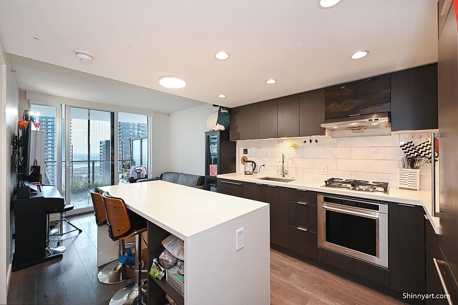 1409 8189 Cambie Street Vancouver, BC - 15