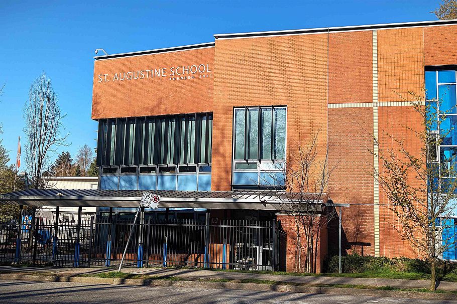 2160 W 8th Avenue Vancouver, BC - 37