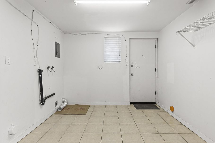 3369 Price Street Vancouver, BC - 20