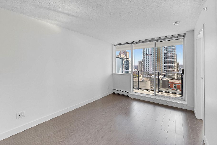 1705 1325 Rolston Street Vancouver, BC - 9