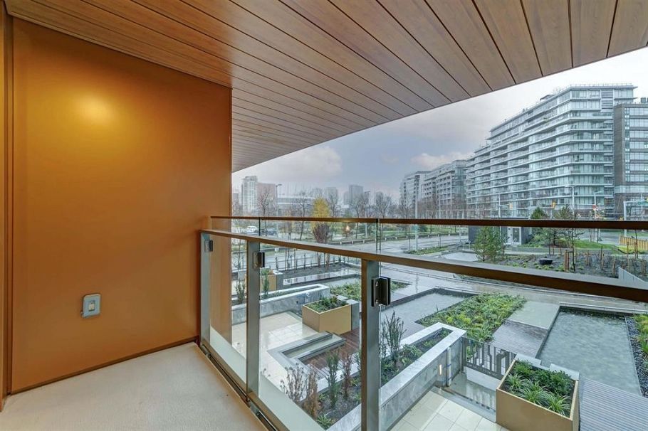 208 W 1st Avenue Vancouver, BC - 20