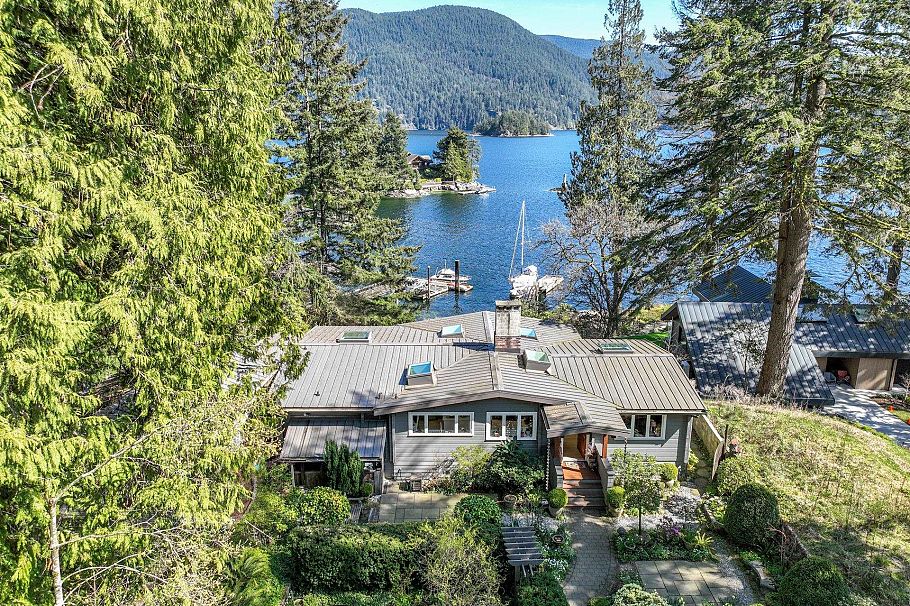 5457 Indian River Drive North Vancouver, BC - 1
