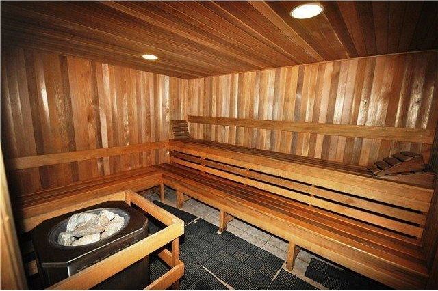 510 530 Raven Woods Drive North Vancouver, BC - 32