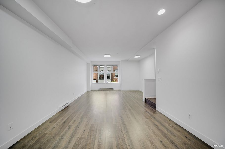 6612 Arbutus Street Vancouver, BC - 5