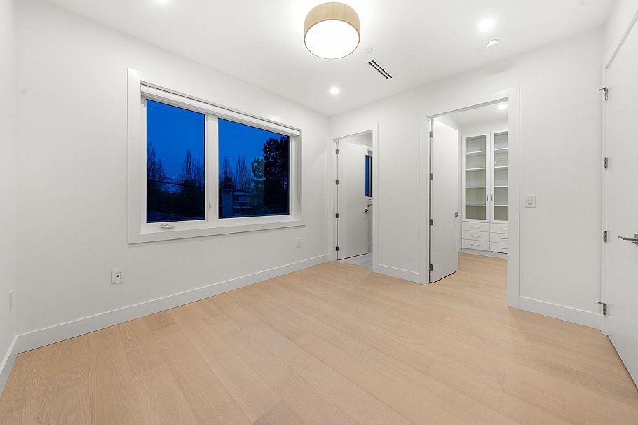 2 1582 E 2nd Avenue Vancouver, BC - 23