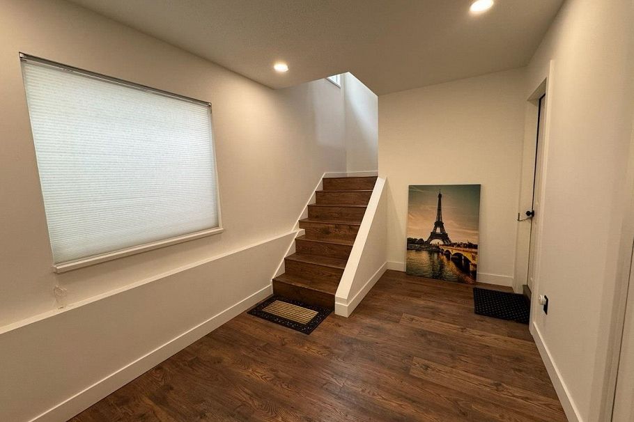 2790 W 12th Avenue Vancouver, BC - 24