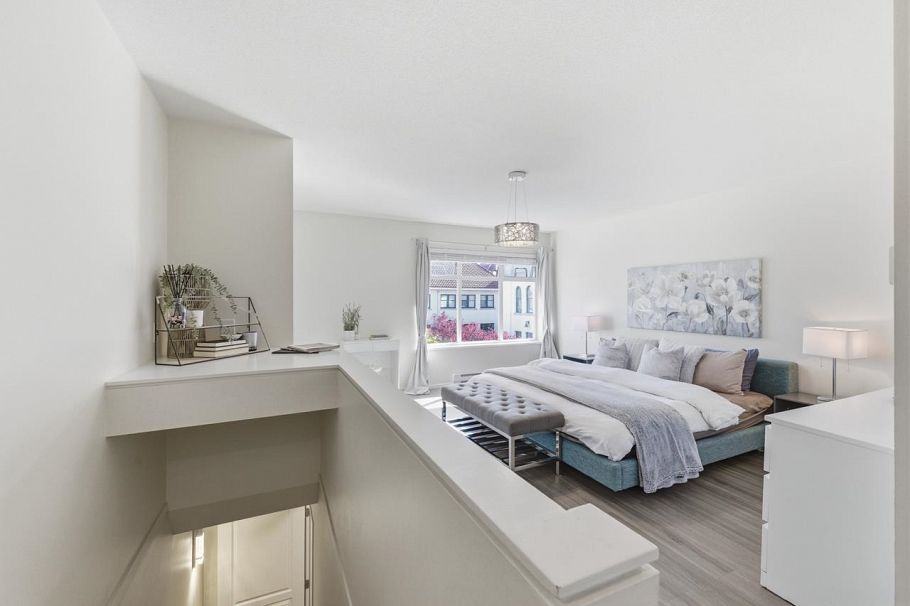 20 3428 Adanac Street Vancouver, BC - 21