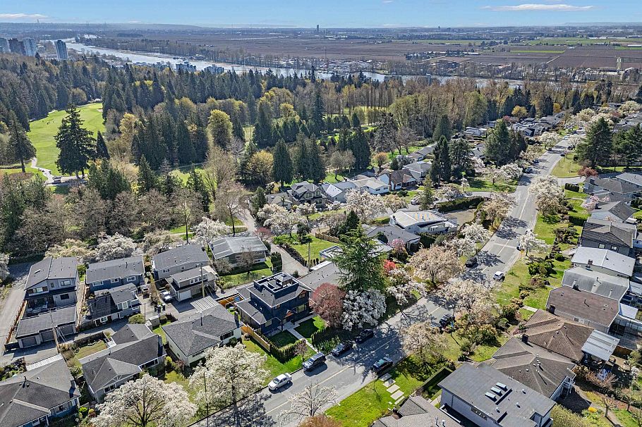 7790 Elliott Street Vancouver, BC - 2