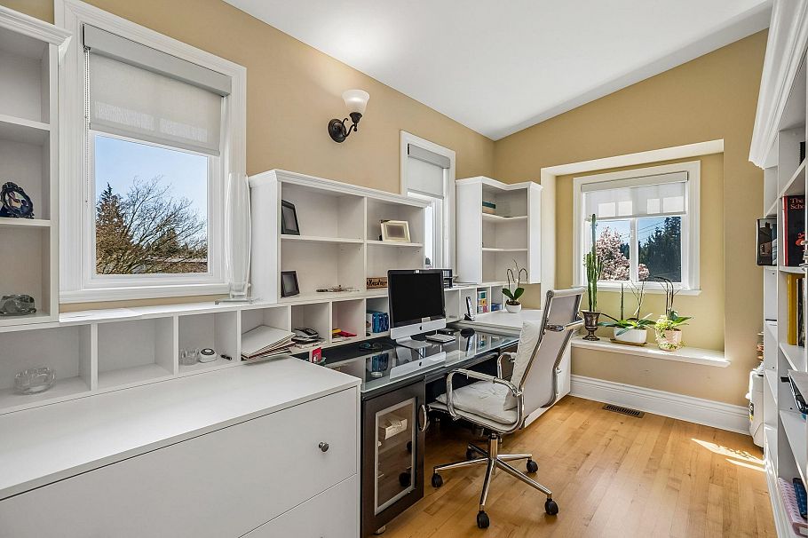 954 Tudor Avenue North Vancouver, BC - 21