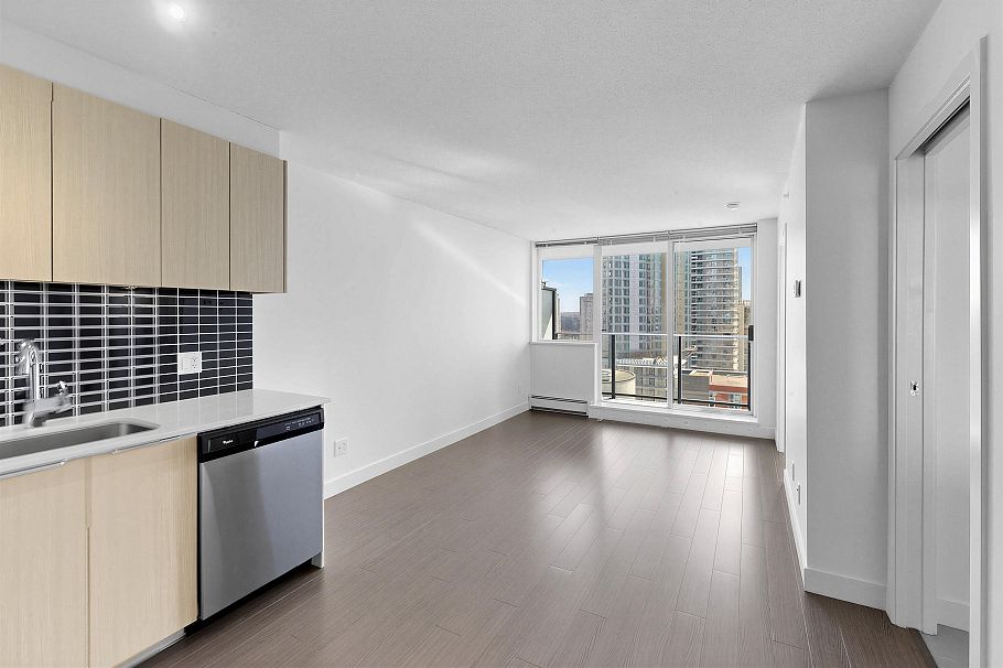 1705 1325 Rolston Street Vancouver, BC - 9