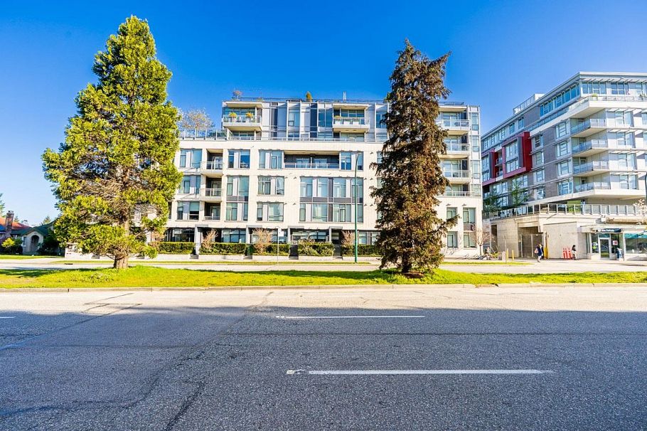 302 523 W King Edward Avenue Vancouver, BC - 1