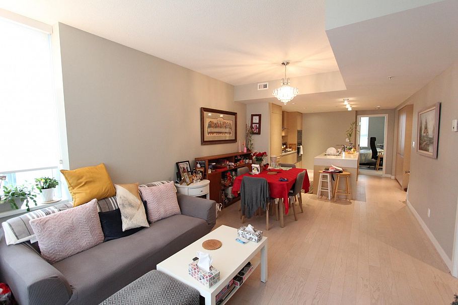 202 505 W 30th Avenue Vancouver, BC - 5