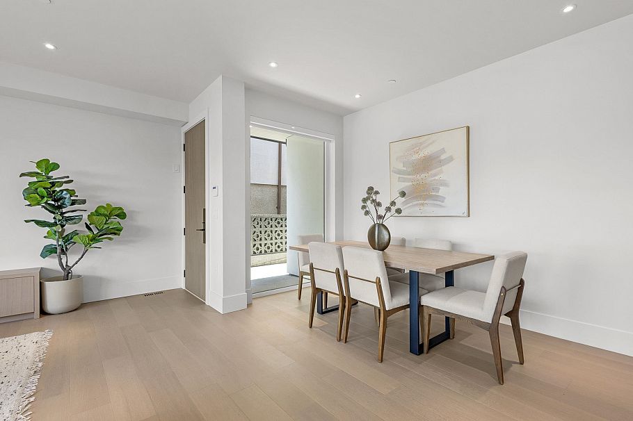 2 2425 Kitchener Street Vancouver, BC - 10