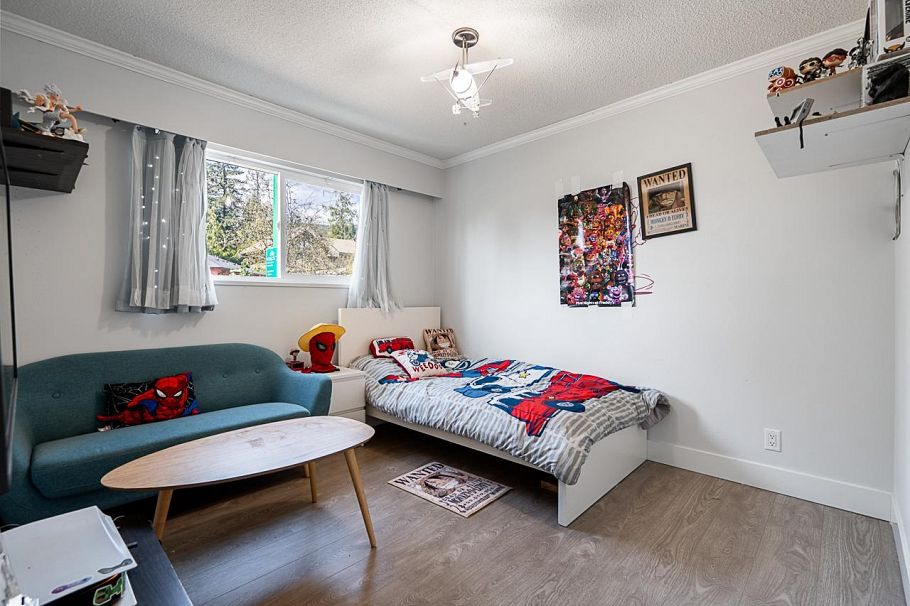 2333 Kirkstone Road North Vancouver, BC - 22