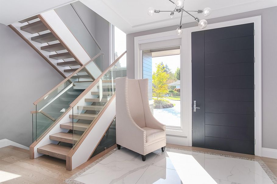 4090 Sunnycrest Drive North Vancouver, BC - 2