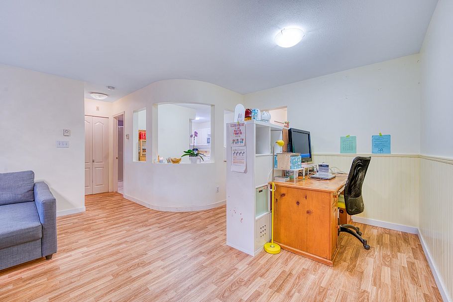 207 3738 Norfolk Street Burnaby, BC - 5