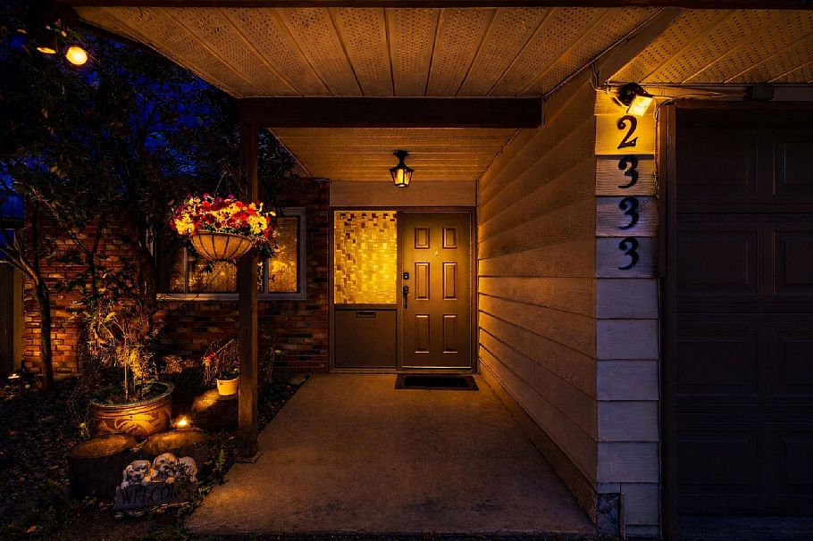 2333 Kirkstone Road North Vancouver, BC - 39