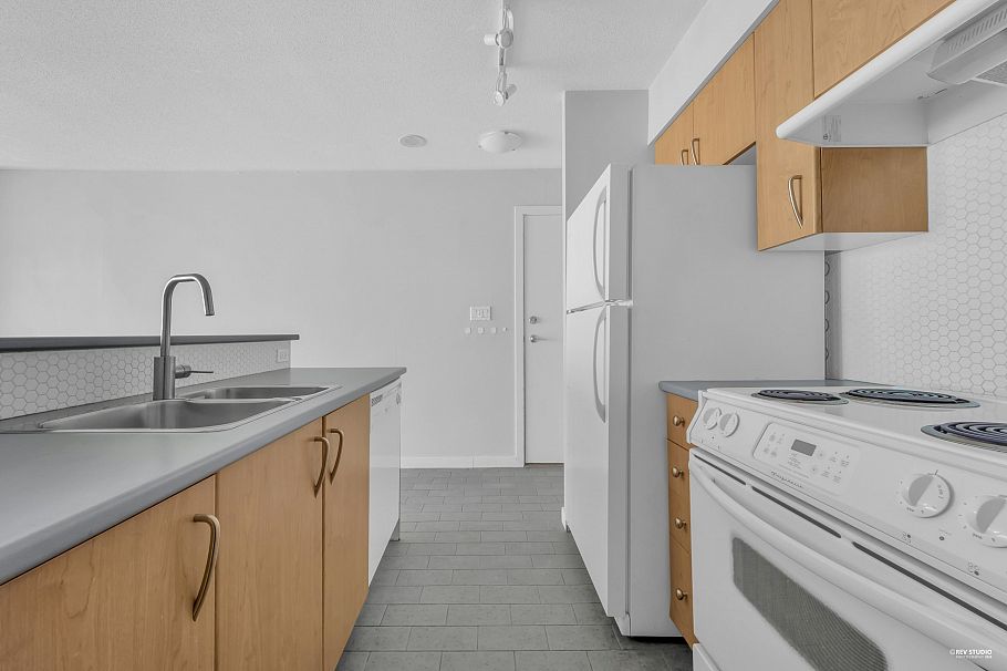 1707 1295 Richards Street Vancouver, BC - 9