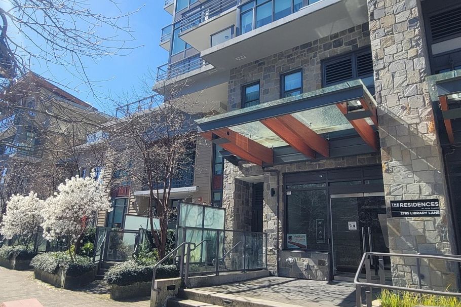 608 2785 Library Lane North Vancouver, BC - 3