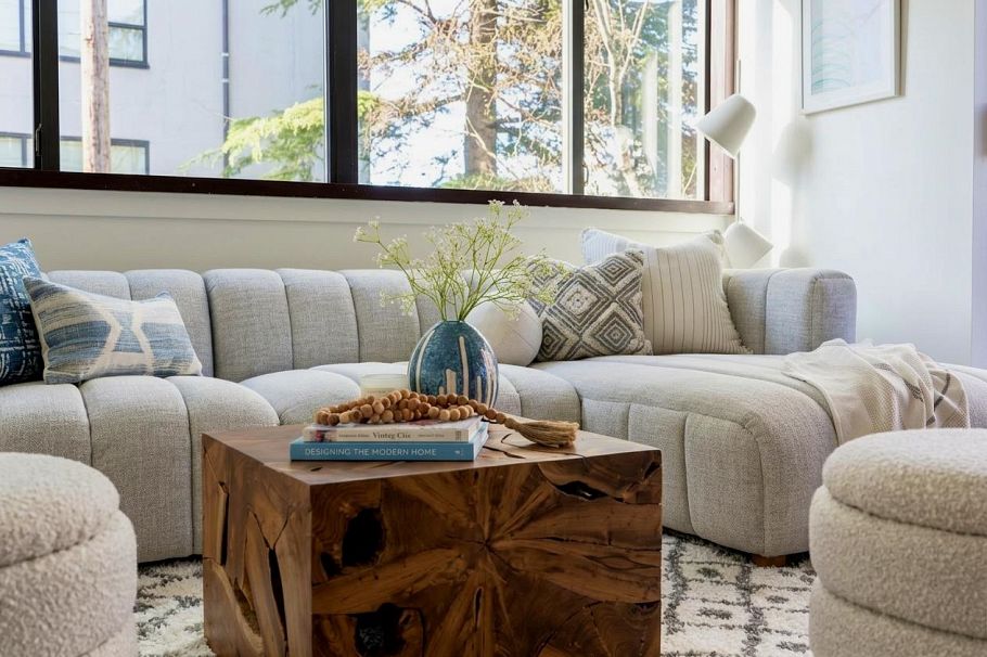 503 1740 Comox Street Vancouver, BC - 3