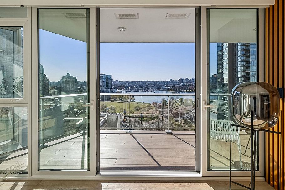 1103 499 Pacific Street Vancouver, BC - 2