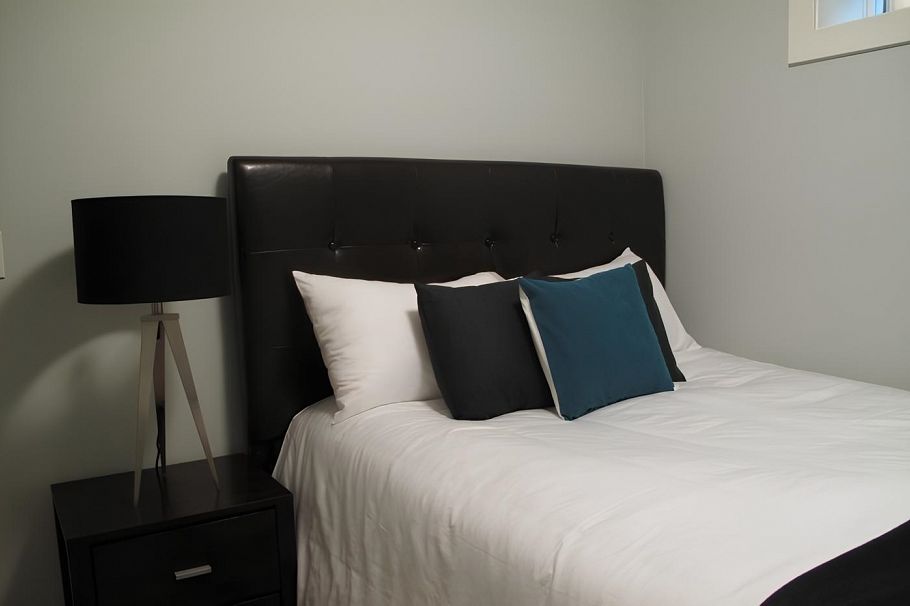 4148 W 10TH AVENUE, Vancouver BC V6R 2H3 Vancouver, BC - 4