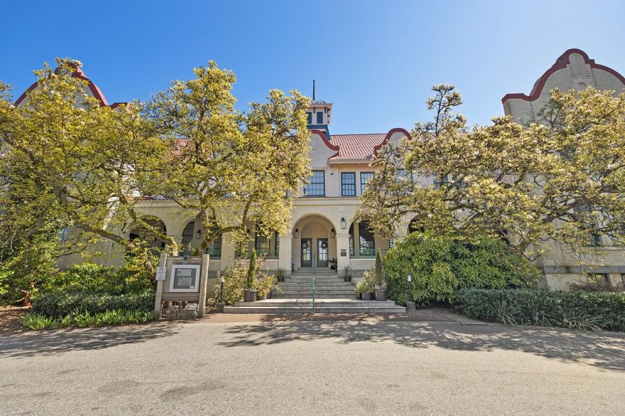 20 3428 Adanac Street Vancouver, BC - 33