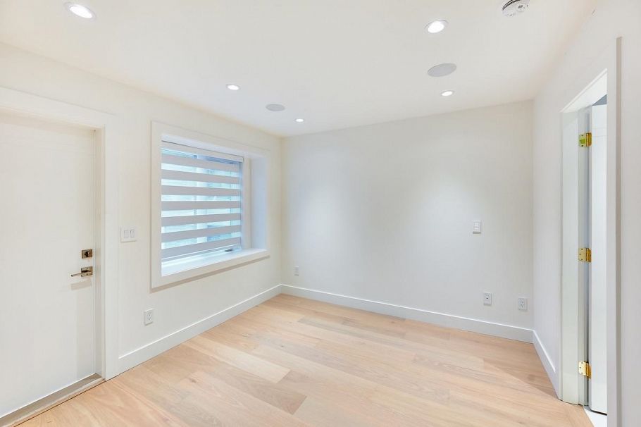 806 Montroyal Boulevard North Vancouver, BC - 20