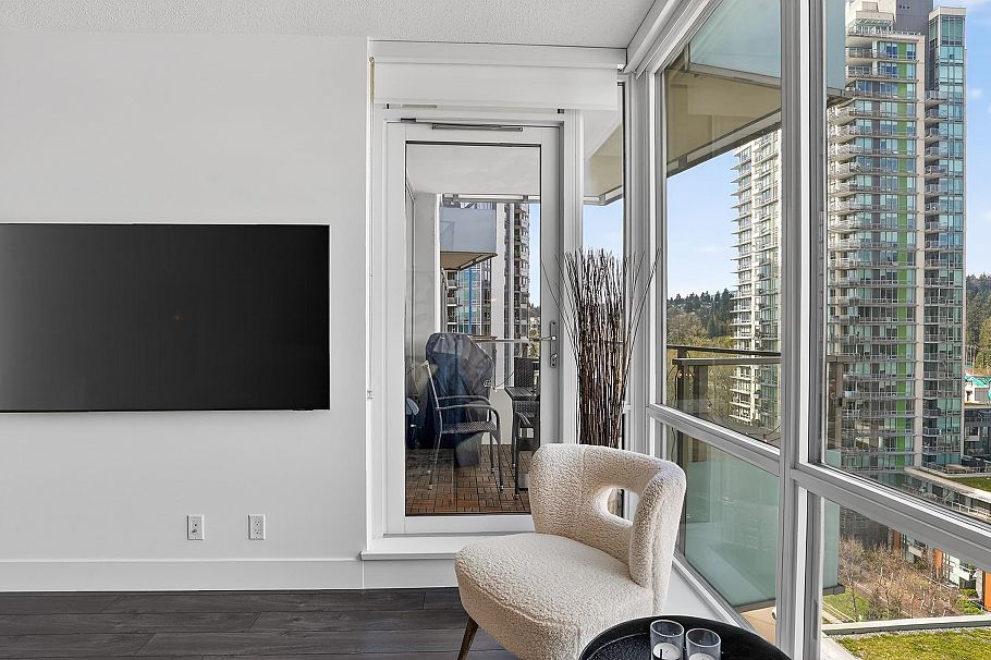 1401 1550 Fern Street North Vancouver, BC - 4