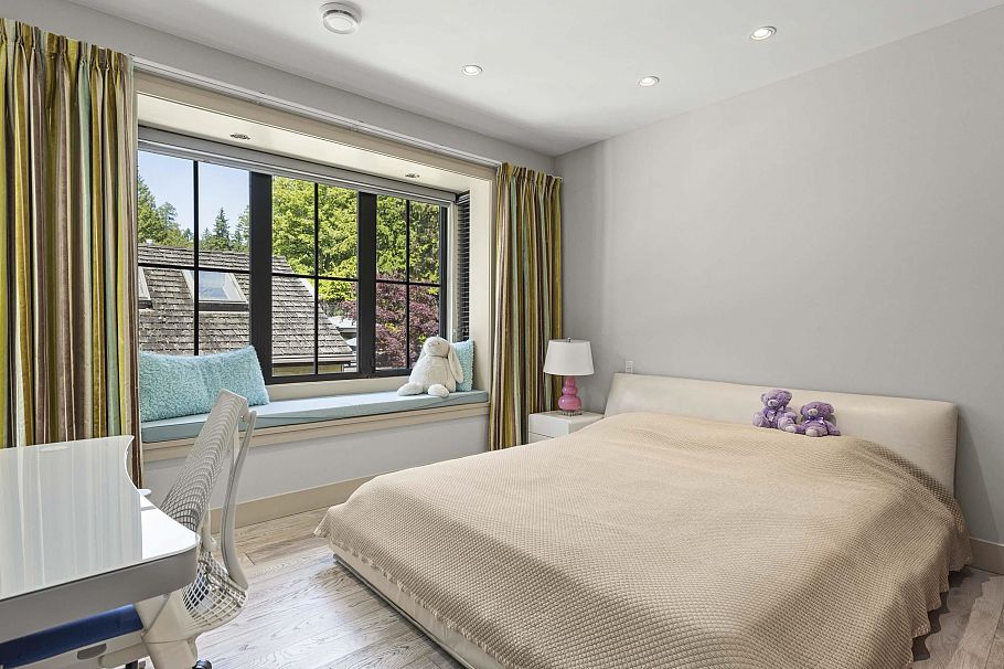 6448 Macdonald Street Vancouver, BC - 23