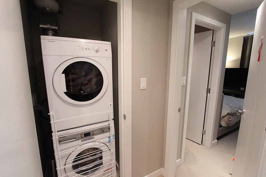 202 505 W 30th Avenue Vancouver, BC - 16