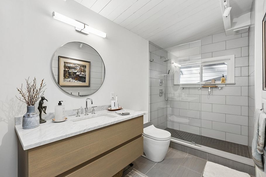 5457 Indian River Drive North Vancouver, BC - 23