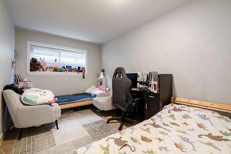 2333 Kirkstone Road North Vancouver, BC - 30