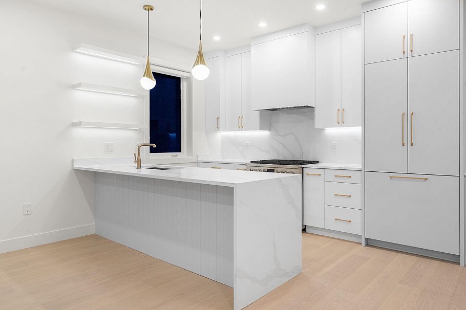 2 1582 E 2nd Avenue Vancouver, BC - 6
