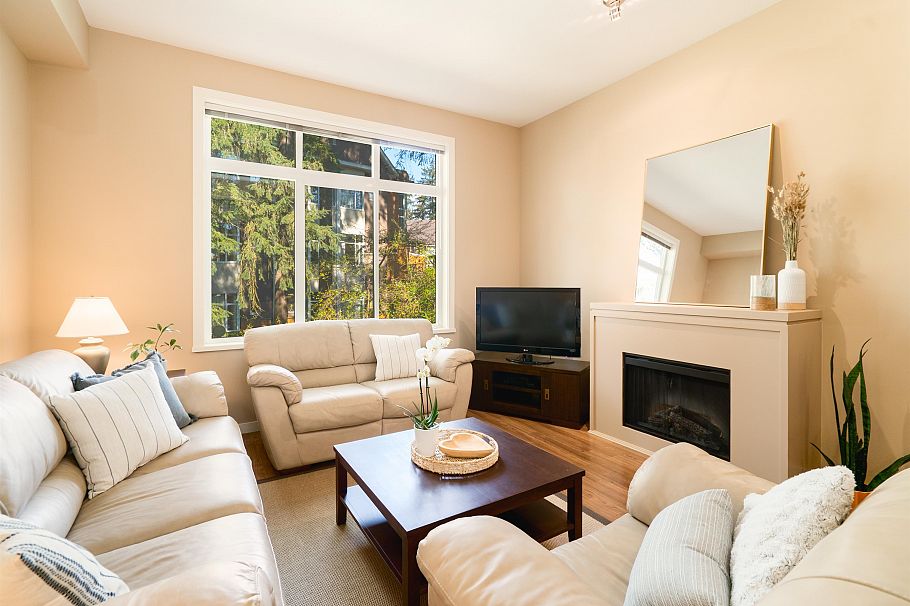 32 550 Browning Place North Vancouver, BC - 3