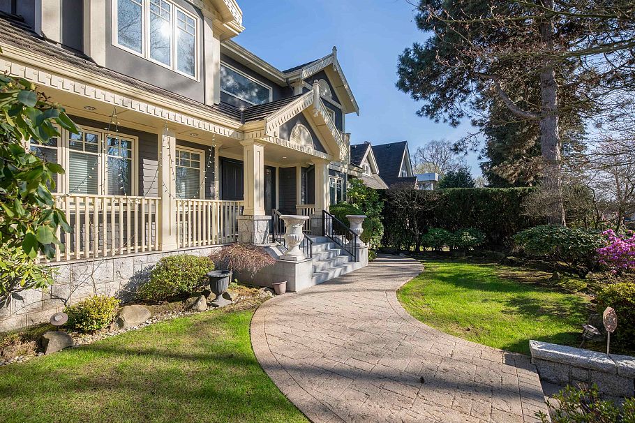 5850 Cartier Street Vancouver, BC - 4