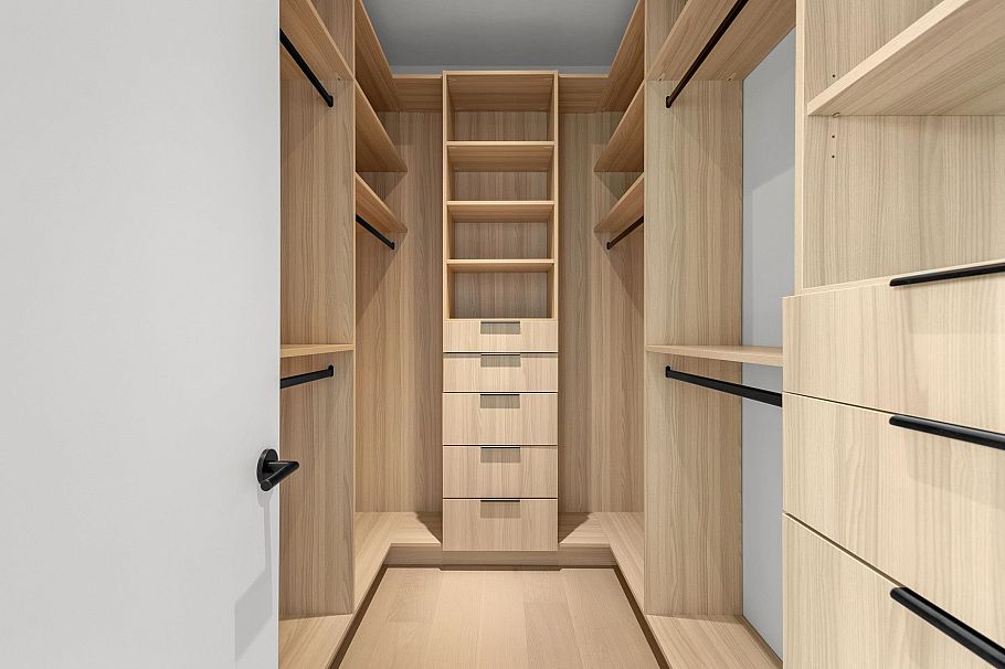 2 2425 Kitchener Street Vancouver, BC - 21