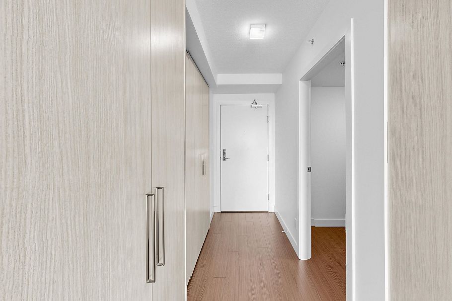 1705 1325 Rolston Street Vancouver, BC - 5