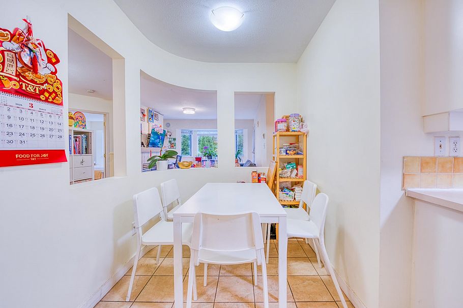 207 3738 Norfolk Street Burnaby, BC - 9