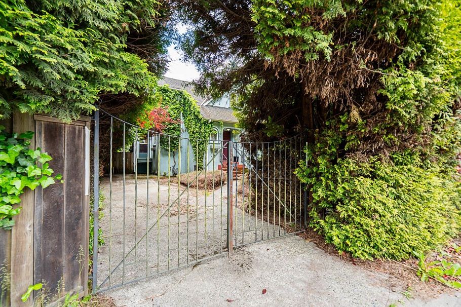 6138 Granville Street Vancouver, BC - 37