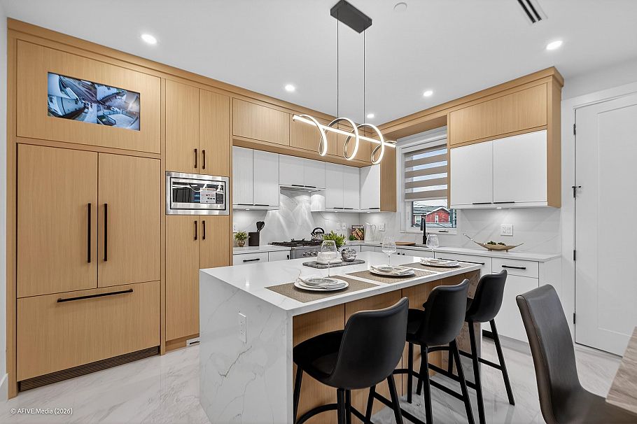 1554 W 66th Avenue Vancouver, BC - 11