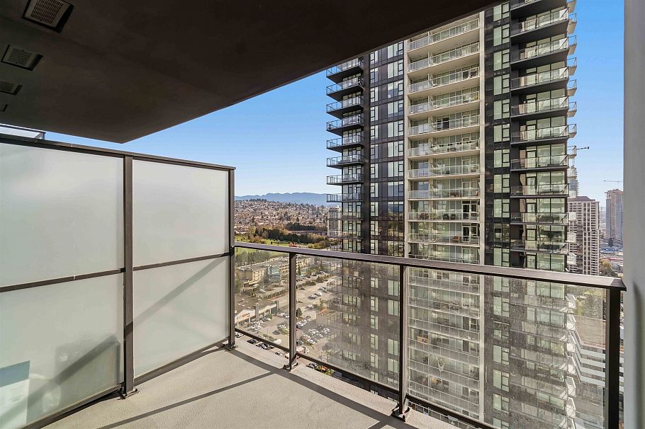 2710 2108 Gilmore Avenue Burnaby, BC - 26